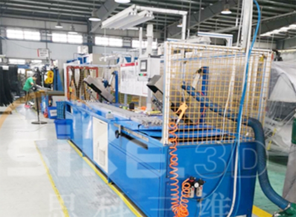 密封條離線(xiàn)精裁機(jī)